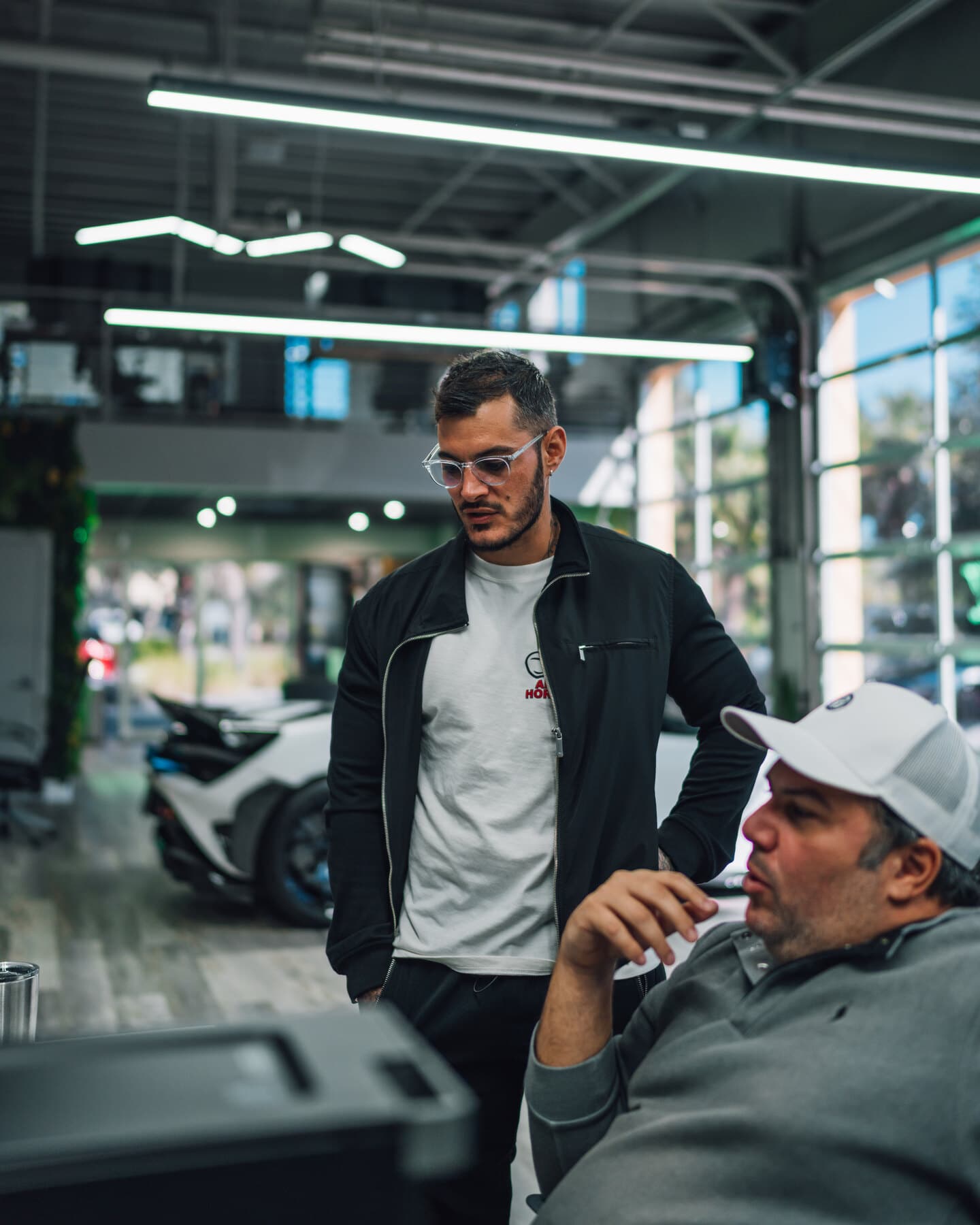 Mike mentoring a trader on the TLM floor